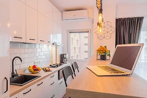 Studio 54 by MRG Apartments