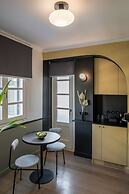 72 AD Suites