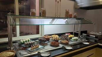 Silver Beach Boutique Hotel