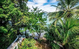 5-BD Beachfront, Ocean-View Hillside Home