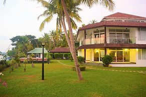 BLUSALZ MANOR Waters Edge Kochi