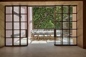 Land's End Boutique Hotel