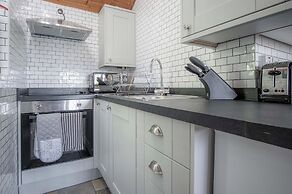 Honeysuckle Cottage - 1 Bedroom - Amroth