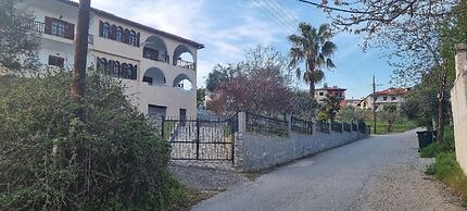 Apt - Sleeps 5 - Pets Ok - Balcony - Parking