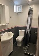 Apt - Sleeps 5 - Pets Ok - Balcony - Parking