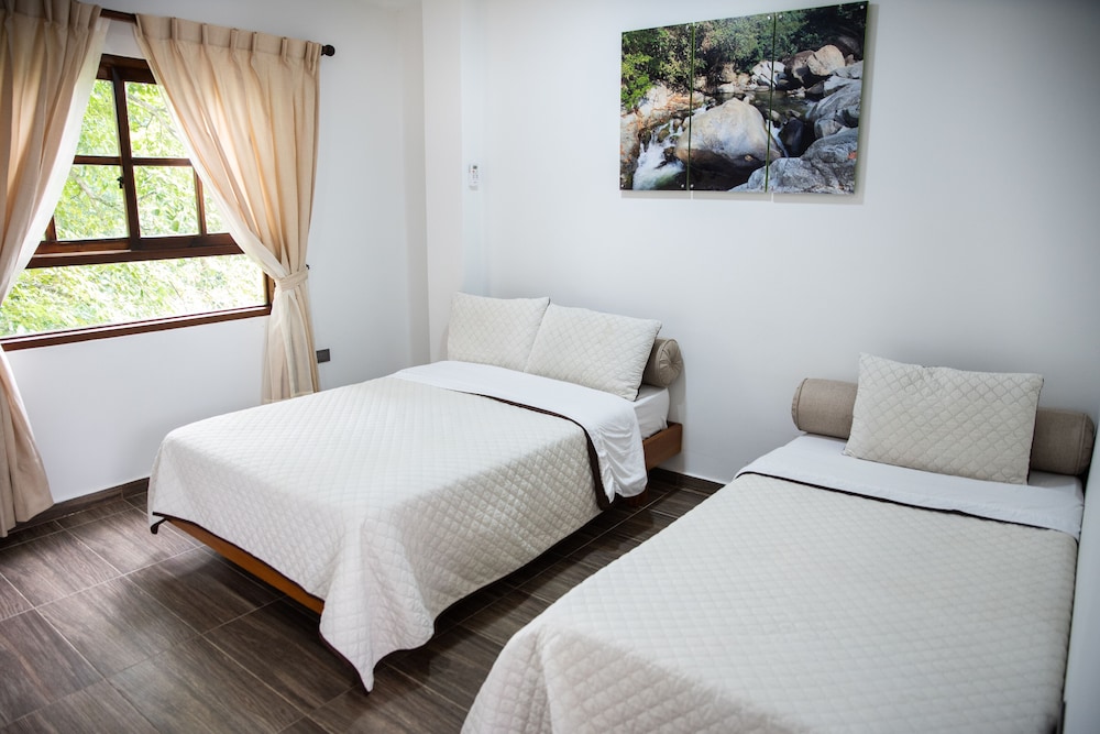 Hotel On The Rock
