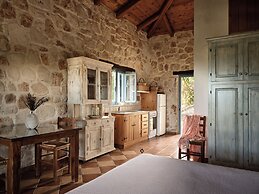 Strofilia Stone Residences