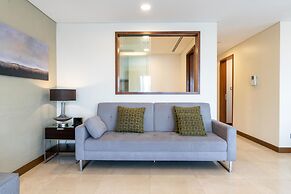 SuperHost - Spacious Apartment With Panoramic Skyline Views I Address 