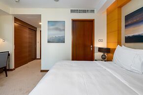 SuperHost - Spacious Apartment With Panoramic Skyline Views I Address 