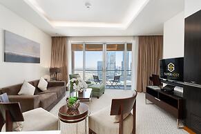 SuperHost - Luxurious Apartment With Breathtaking Skyline View - Addre