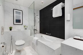 SuperHost - Luxurious Apartment With Breathtaking Skyline View - Addre