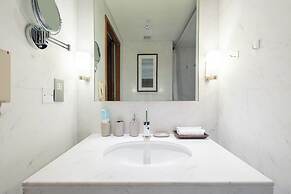 SuperHost - Address Dubai Mall - Comfy Studios