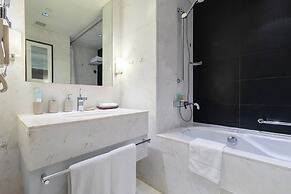 SuperHost - Address Dubai Mall - Comfy Studios
