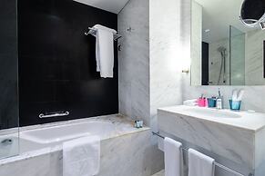 SuperHost - Address Dubai Mall - Comfy Studios