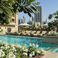 SuperHost - Address Dubai Mall - Elegant Studios