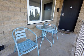 Botanic Racecourse Apartments