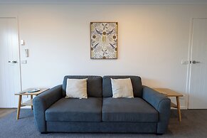 Botanic Racecourse Apartments