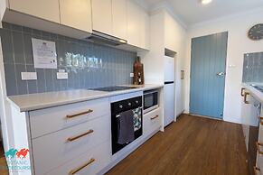 Botanic Racecourse Apartments