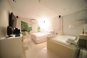 Jongno Hotel Pop Leeds Premier