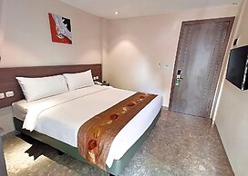 Lun Hotel Manado