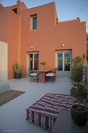 Pink Freud Villas Santorini