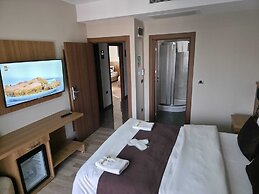 Hotel La SERA