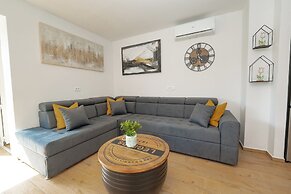 Apartments Adela I