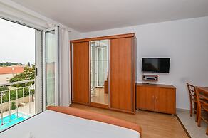 Seagull Apartments & Studios