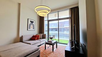 Marco Polo - Serene 1 BR APT amidst Golf Course with Gym & Pool
