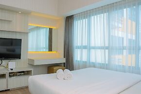 Best Studio with Pool View Springlake Summarecon Apartment