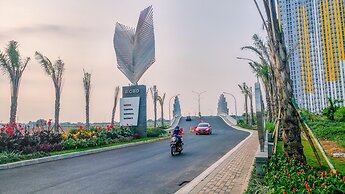 Elegant and Nice Studio at Springlake Sumarecon Apartment