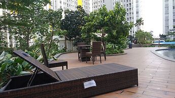 Relaxing 2BR Apartment at The Springlake Summarecon