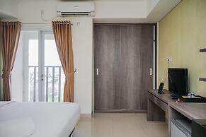 Cozy and Sweet Studio at Paramount Skyline Apartment