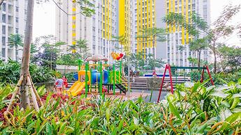 Modern Studio with Great Lake View at Springlake Summarecon Apartment