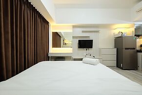 Elegant Studio at Springlake Summarecon Bekasi Apartment