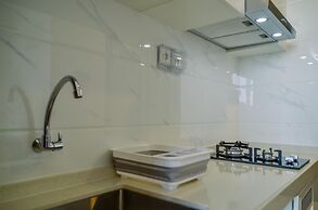 Fully Furnished with Modern Design Studio Sky House BSD Apartment