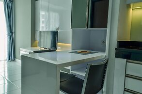 Homey and Comfy 1BR at Casa de Parco Apartment