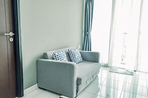 Homey and Comfy 1BR at Casa de Parco Apartment