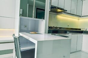Homey and Comfy 1BR at Casa de Parco Apartment
