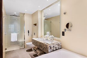 Ramee Dream Hotel Downtown
