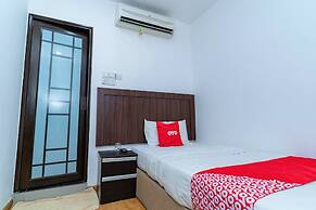 OYO 90375 Reggae Inn