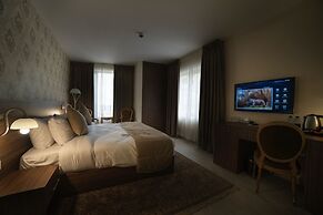 Khan Khediwe Hotel