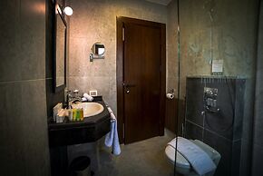 Khan Khediwe Hotel