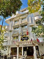 Twins Hotel
