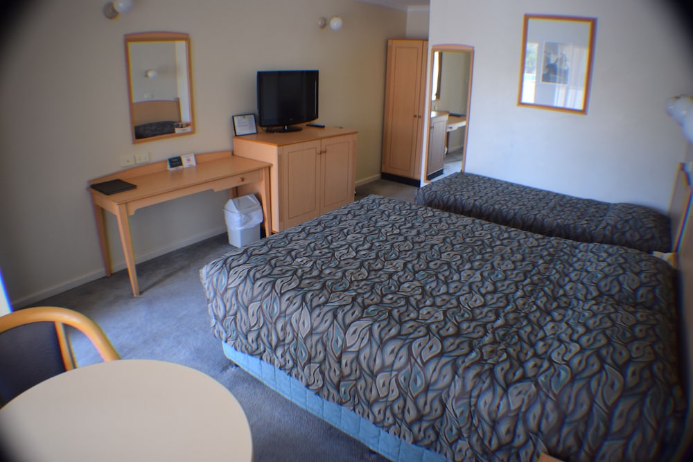 The Oxley Motel