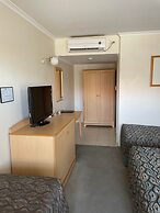 The Oxley Motel