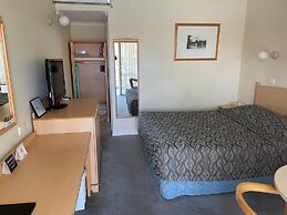 The Oxley Motel