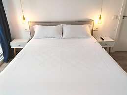 Hostal Manuela by gaiarooms