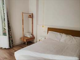 Hostal Manuela by gaiarooms