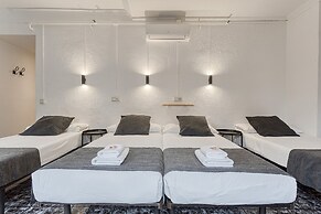 Hostal Bedmates